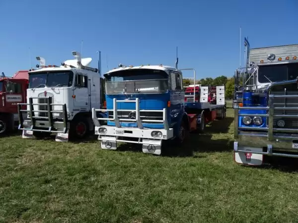 Steam on Tractor Pull